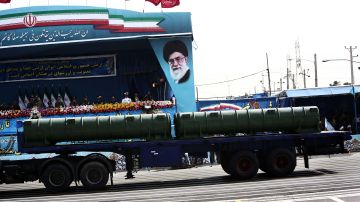 Prueba de misiles en Irán.