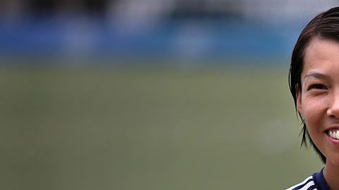 La entrenadora que está rompiendo estereotipos en el fútbol