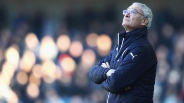 Claudio Ranieri recibe muestras de apoyo de colegas y jugadores