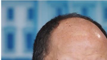 Tom Pérez (Izq.) y Keith Ellison, nuevos líderes demócratas.