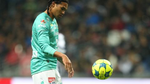 Carlos Peña, durante el partido de la jornada 4 del torneo Clausura 2017.