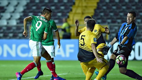 Ronaldo Cisneros #9 marcó un doblete para el Tri Sub-20.