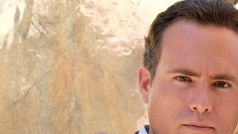 Erik Hayser y Fernando Luján son parte del elenco de la serie "Ingobernable"