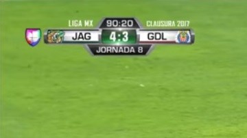 Jair Pereira le fracturó la nariz a un rival