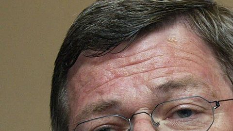 Kjell Bondevik s presidente de una organización de derechos humanos llamada The Oslo Center.