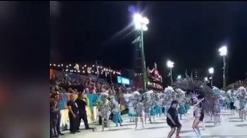Maradona sorprendió a todos bailando samba