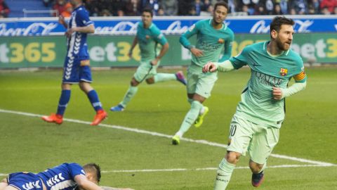 Barcelona derrotó 6-0 al Alavés