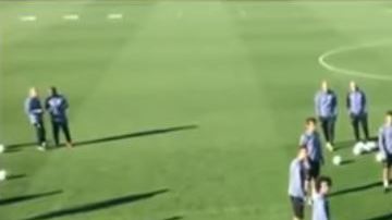 Navas le propinó un pelotazo a reportero