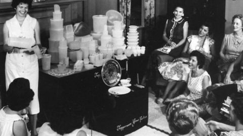 tupperware-via-bbc-_93997742_vintagetwparty