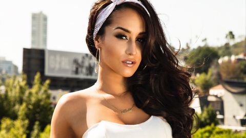 Victoria La Mala