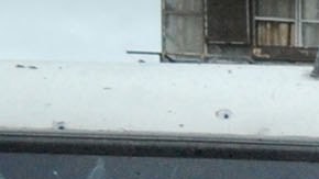 Así quedaron los autobuses de peregrinos chiíes que sufrieron los atentados en Damasco, Siria.