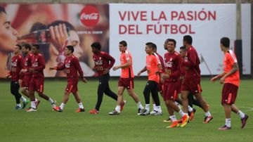 Perú quiere salir del hoyo ante un Uruguay con el orgullo herido