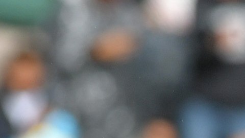 Juan Carlos Arce (i) festeja el primer gol de Bolivia.