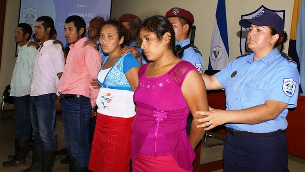 Fanáticos queman a mujer nicaragüense en la hoguera por una “revelación divina”