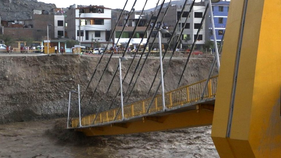 Perú: cómo un puente del siglo XVII resiste mejor las fuertes inundaciones en Lima