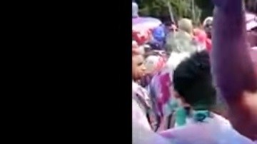 Usain Bolt criticado por su forma de bailar en el Carnaval.