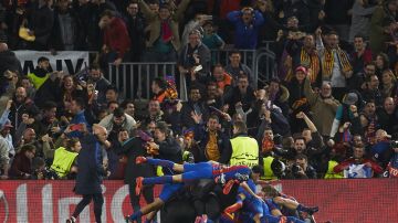 Así fue la celebración de los jugadores del Barcelona con el gol del triunfo de Sergi Roberto