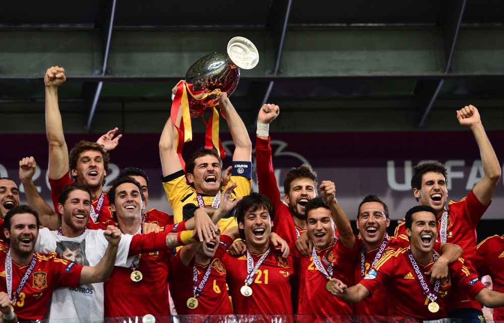 España tuvo que dejar de ser la "furia" para vivir la mejor época de su fútbol.