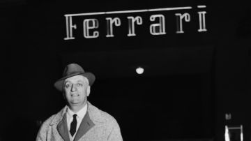 Enzo Ferrari, fundador de la Scuderia Ferrari.