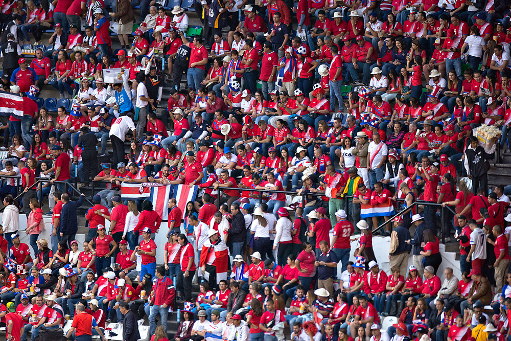 Federación de Costa Rica se queja del matrato a su afición 