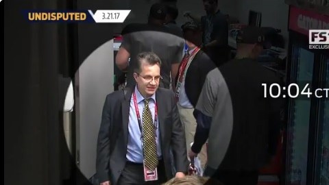 Mauricio Ortega, exdirector del diario La Prensa, principál sospechoso de sustraer el jersey de Tom Brady.