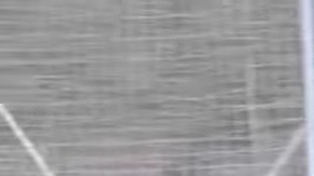 A Samuel Eto'o no le pareció divertido que le embarran de pastel