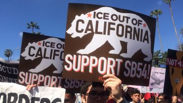 El presidente del Senado de California, Kevin de León, ha propuesta la medida SB 54 para desviar un plan de la Administración Trump, que pretende enlistar a la policía estatal y local como agentes de inmigración. /Francisco Castro