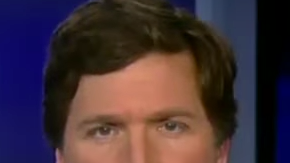 Tucker Carlson y Jorge Ramos en Fox News.