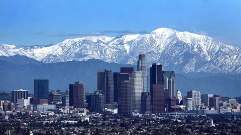 El Departamento de Agua y Energía regalará el agua proveniente de las montañas nevadas de California.