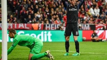 Gareth Bale abandonó el partido frente a Bayern Munich por dolencias musculares.