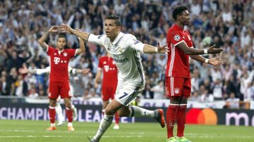 Cristiano Ronaldo festeja el segundo gol de la noche.