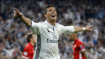 Cristiano Ronaldo llegó a 7 goles en la temporada de Champions League y quedó a 4 de Messi.