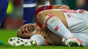 Zalatan se duele tras la lesión que sufrió el jueves y que lo alejará de las canchas varios meses.