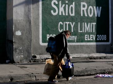 La población de Skid Row is particularmente vulnerable.