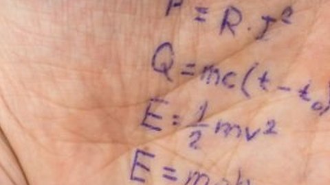 Las trampas marcaban la diferencia entre ricos y pobres en los exámenes.