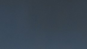 Entre las acciones de cuidado del auto durante la primavera es darle una buena lavada y retirar todo desorden de su interior, guantera y baúl.