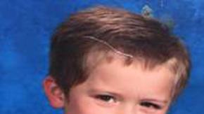 West Burnett, de 6 años, fue secuestrado por su madre, informó el LAPD.