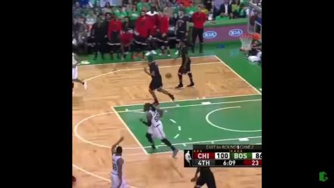 Marcus Smart perdió la razón frente a los fans de Boston