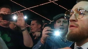 Conor McGregor Floyd Mayweather.