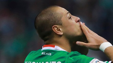 Javier "Chicharito" Hernández felicitó a las Chivas del Guadalajara por el título de Copa MX.