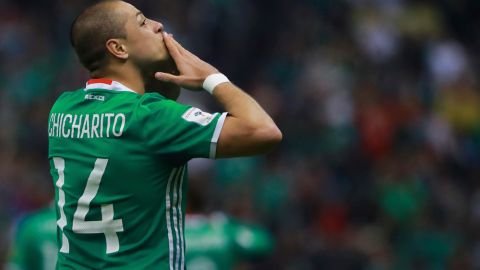 Javier "Chicharito" Hernández felicitó a las Chivas del Guadalajara por el título de Copa MX.