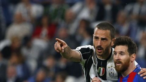Bonucci se enfrentó con un compañero por Messi