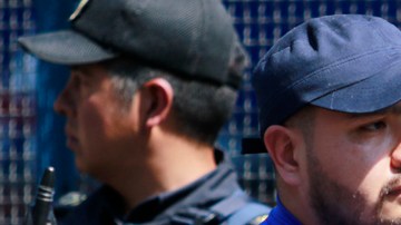 Los rostros de la afición del Cruz Azul lo dicen todo, al enterarse del aumento en el precio de los boletos.