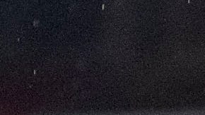 Oribe Peralta "lustra" el botín del héroe del partido Silvio Romero.