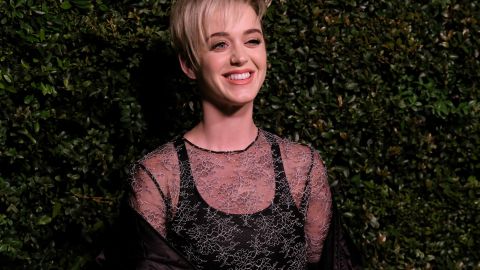 La cantante Katy Perry muestra su gran sentido del humor