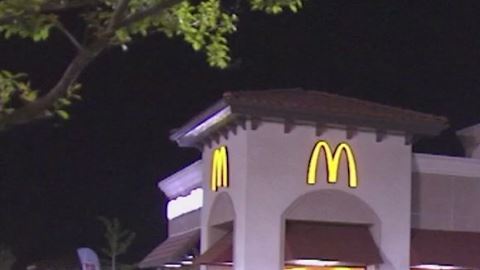 El LAPD ya tiene bajo custodia al supuesto perpetrador.