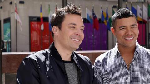 José Quintana junto a Jimmy Fallon.