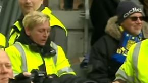 Ratas muertas inundaron un campo de fútbol