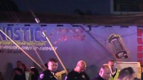 La mujer al volante fue arrestado por conducir bajo la influencia del alcohol.