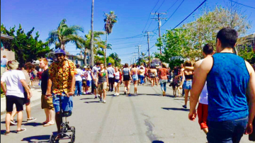 Este año, la celebración de Deltopia en Santa Barbara terminó en 42 arrestos.